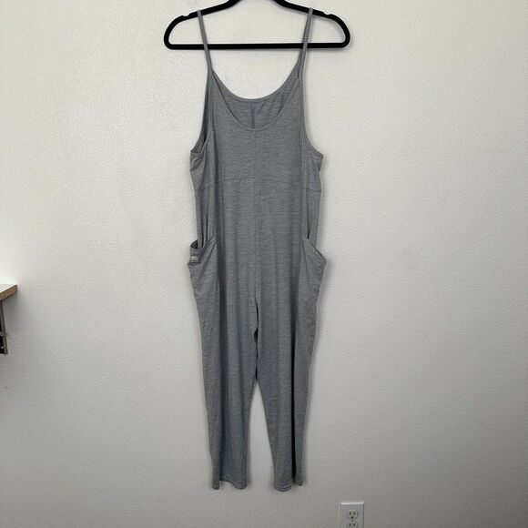 Vuori Gray Jumpsuit - Picture 2 of 10